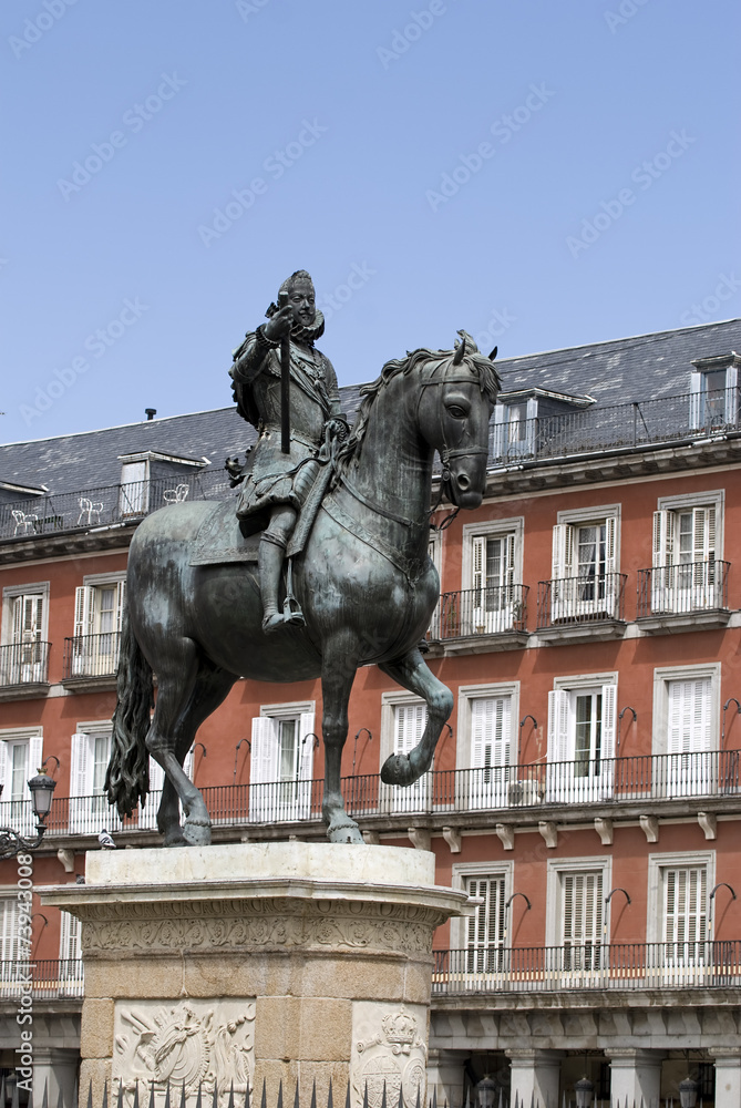 Fototapeta premium plaza in the city of Madrid
