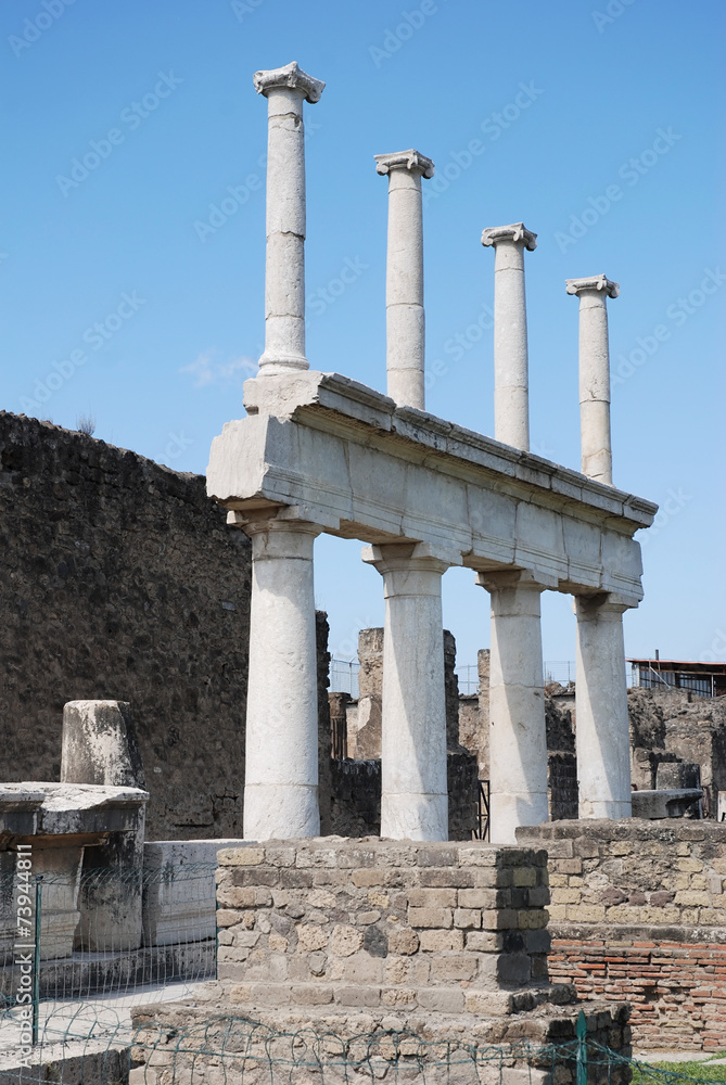 Column of forum in Pompei