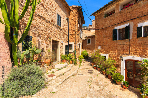 Fototapeta Naklejka Na Ścianę i Meble -  Buildings in famous Fornalutx village, Majorca island, Spain