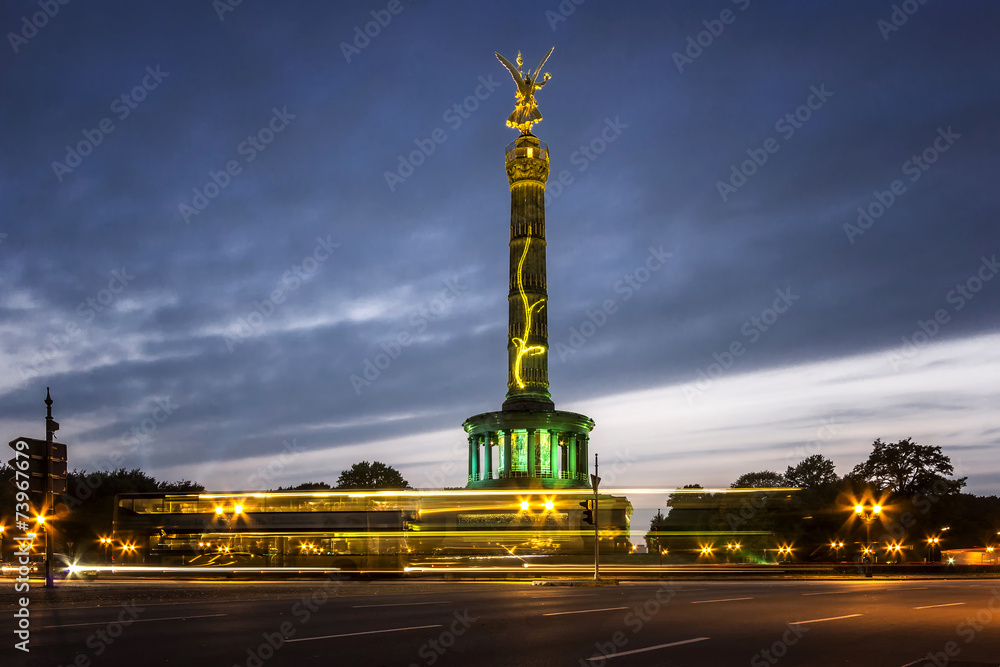 Fototapeta premium Siegessäule Berlin
