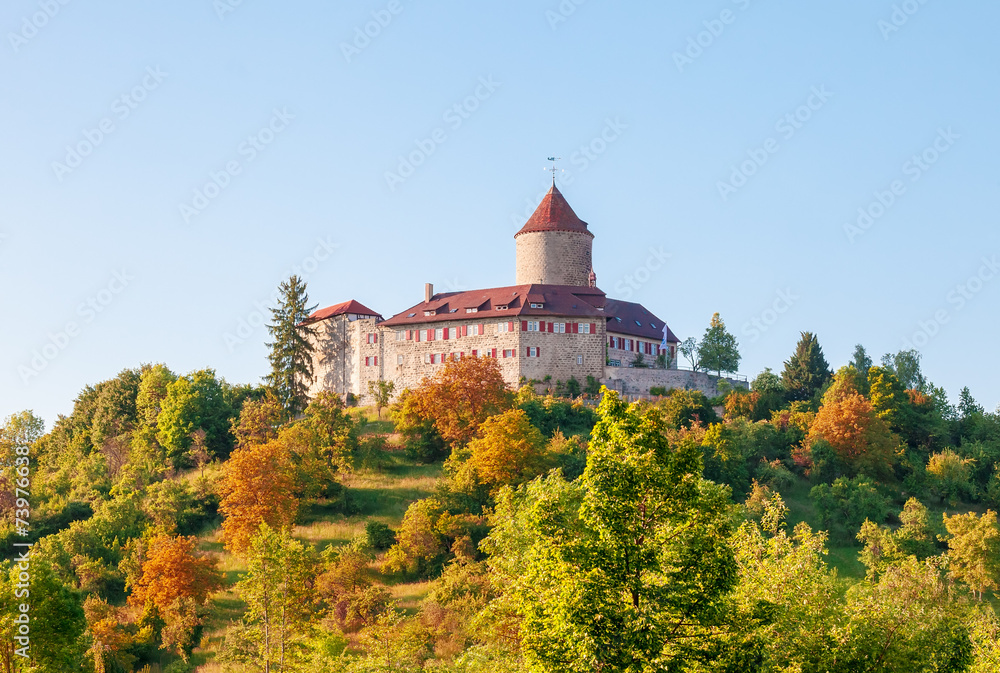 Burg am Abend