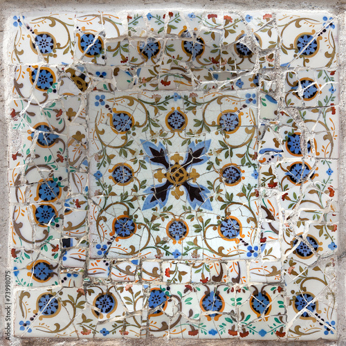 Wallpaper Mural A interesting patterns Mota Barcelona Park Guell Torontodigital.ca