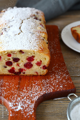 tea cake with cranberries