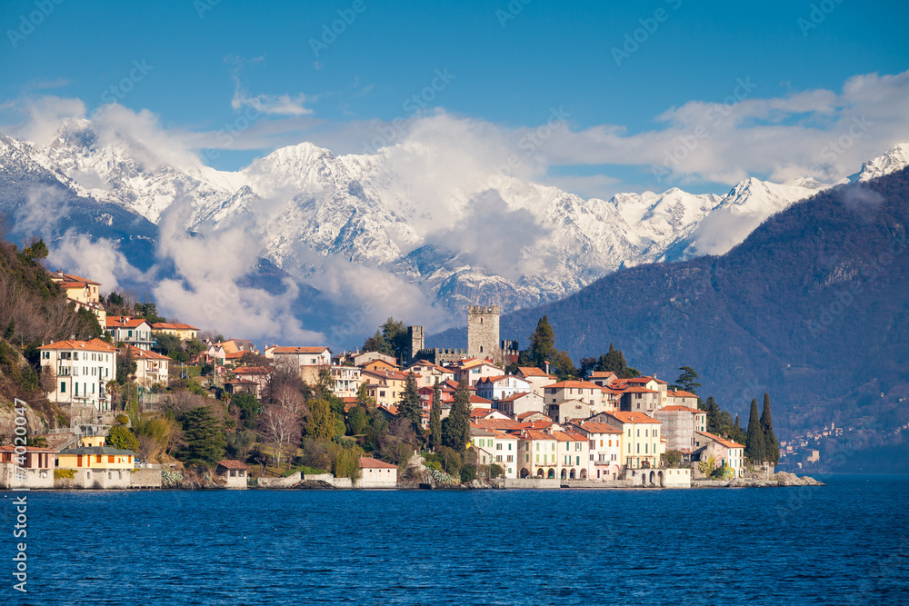 Lago di Como, Rezzonico e Alpi