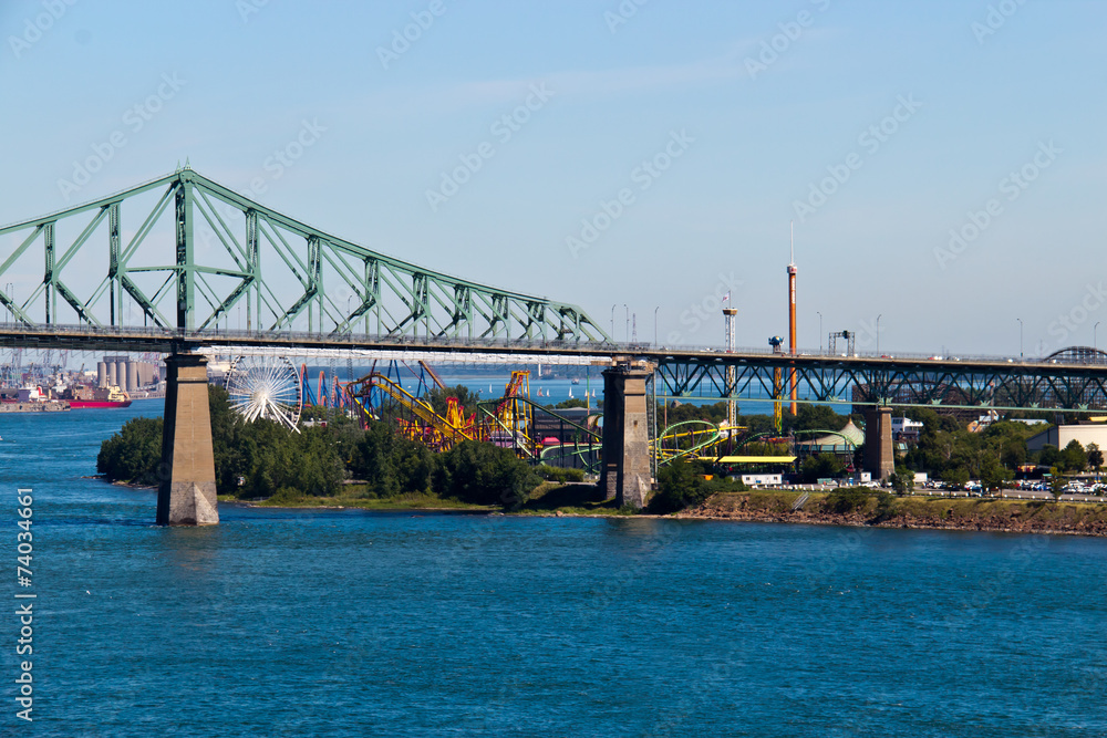 Jacques Cartier Bridge spanning the St. Lawrence seaway in Montr