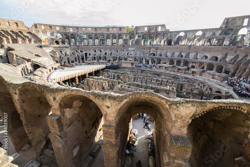 Colosseo, interno e sotterranei - Roma photo