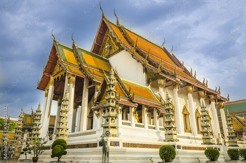 Beautiful buddhist temple, Bangkok, Thailand