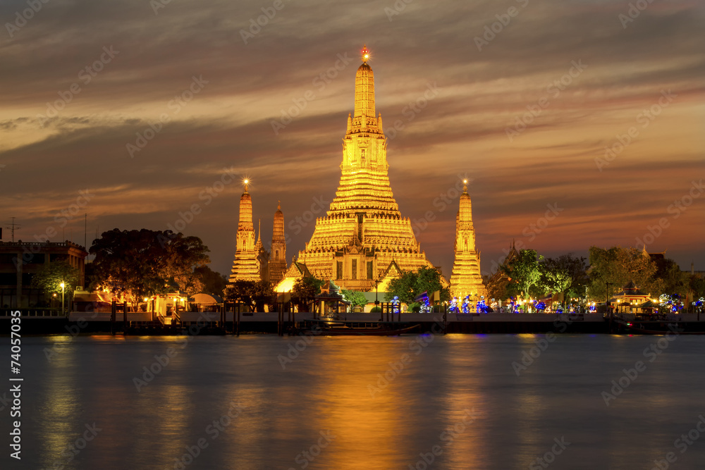 Prang of Wat Arun, Bangkok ,Thailand Prang of Wat Arun, Bangkok ,Thailand