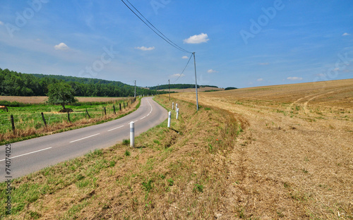 France, the picturesque village of Montreuil sur Epte photo