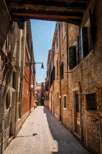 Ruelle rue dans    Venise Italie
