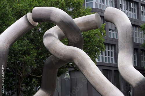 abstrakte Skulptur Berlin photo