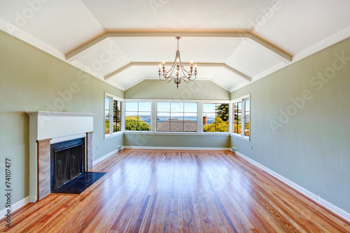 Empty specious living room