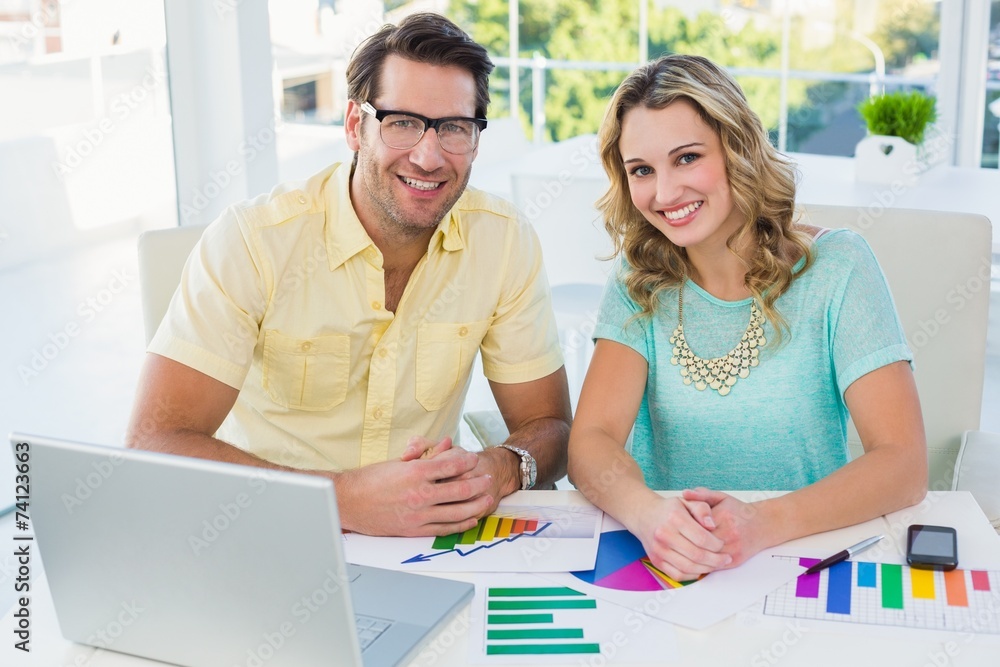 Obraz premium Creative design team during brainstorming