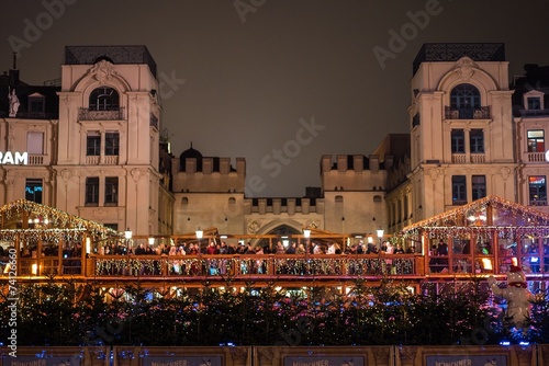 Münchner Stachus zur Weihnachtszeit photo