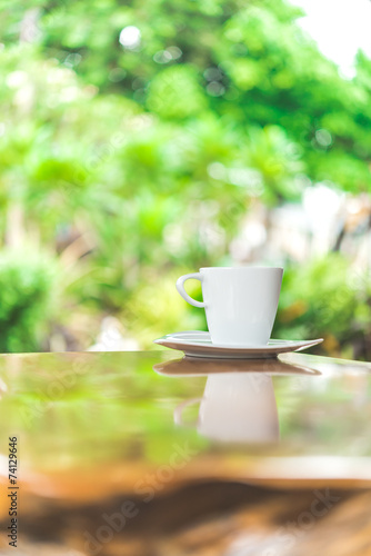 Latte coffee cup © siraphol