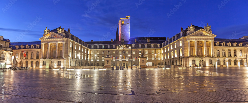 Evening panorama of Liberation Square, Dijon