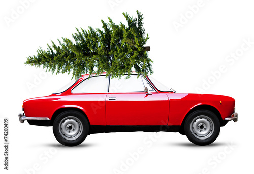 Wihnachtsbaum auf dem Autodach