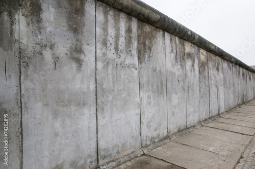 Muro di Berlino nella Bernauerstraße - Berlino photo
