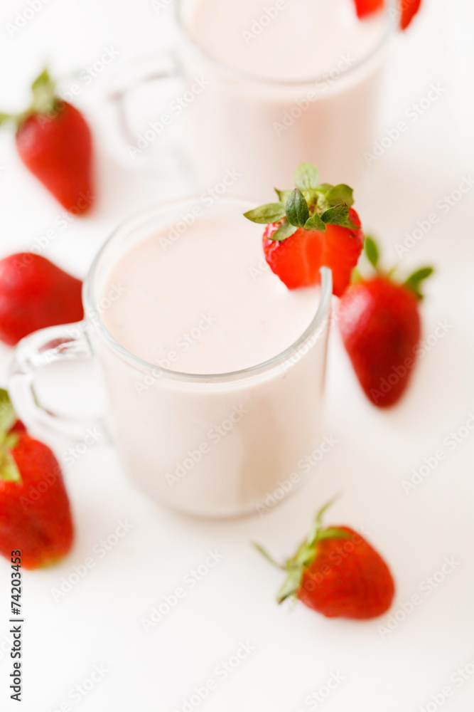 strawberry smoothie strawberry smoothie