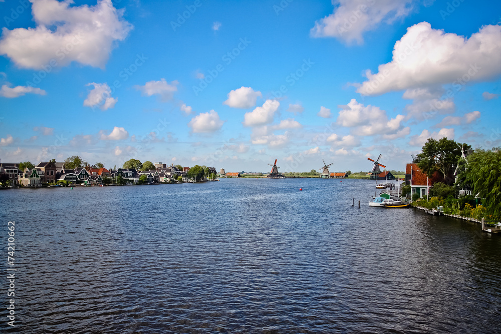 Obraz premium Windmills