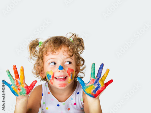 bambina felice
