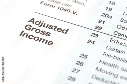 Close - up U.S. income tax form