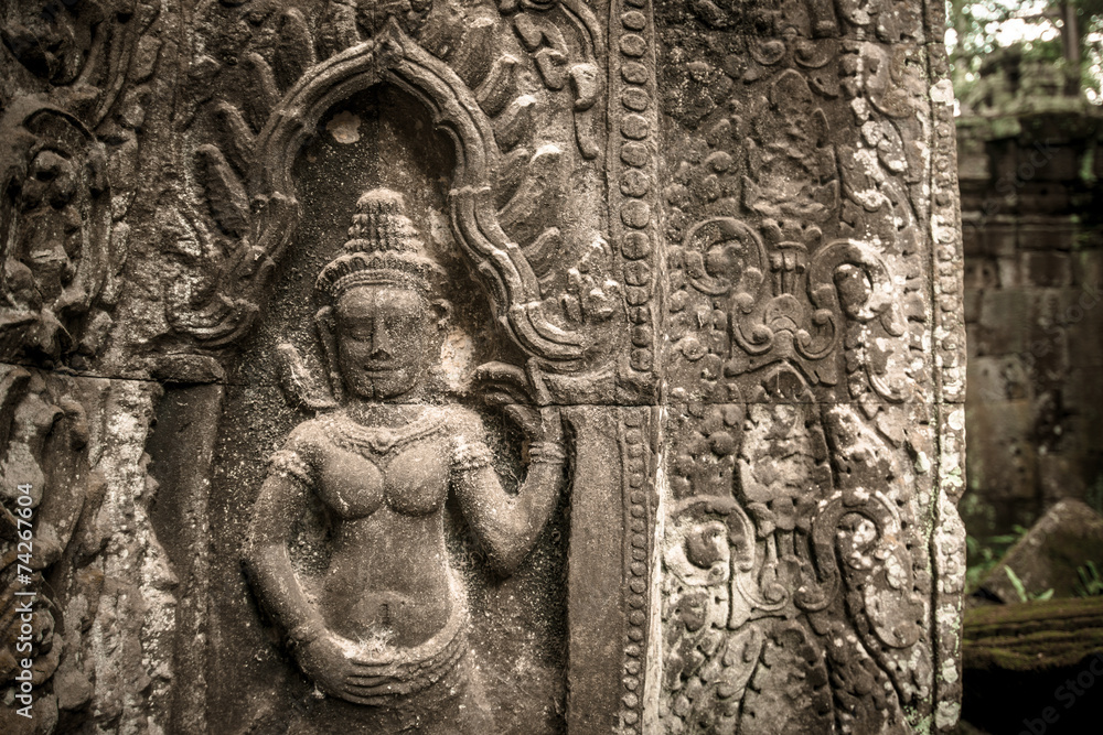 The Apsara decoration at the corner of Bayon temple in Siem Reap, Cambodia.
