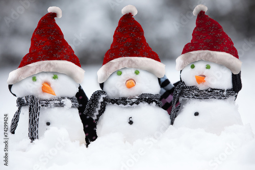 Snowmen with Christmas hats