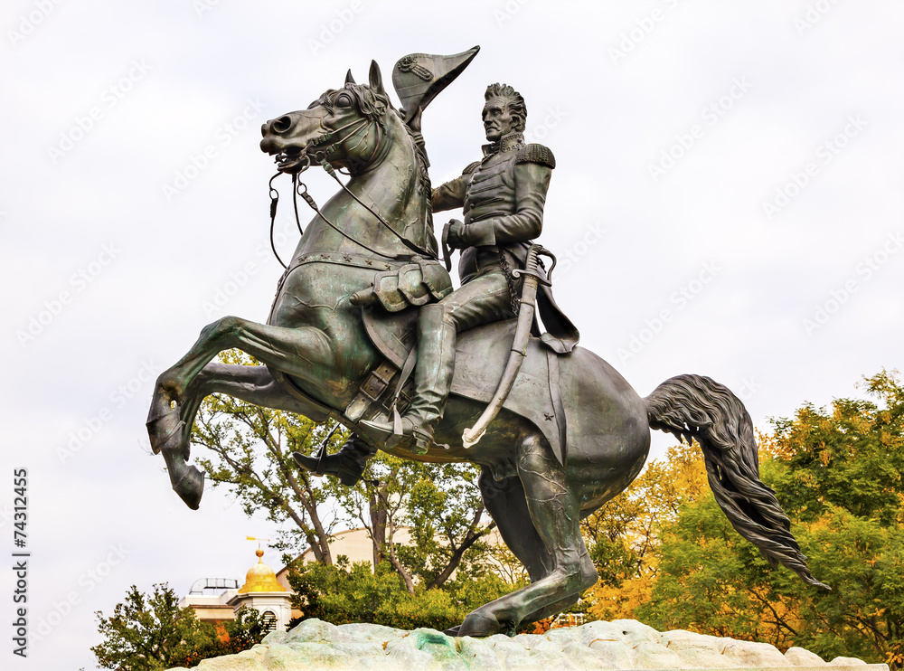 Fototapeta premium Jackson Statue Lafayette Park Autumn Washington DC