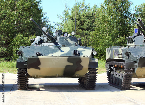 Airborne combat vehicle