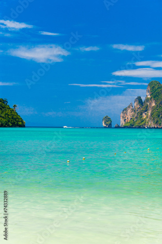 High Cliff Tranquil Bay