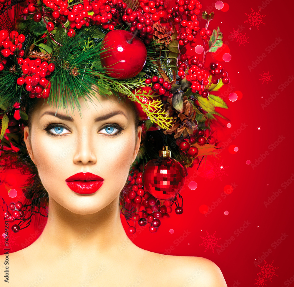 Christmas fashion model woman. Xmas hairstyle and makeup Christmas fashion model woman. Xmas hairstyle and makeup