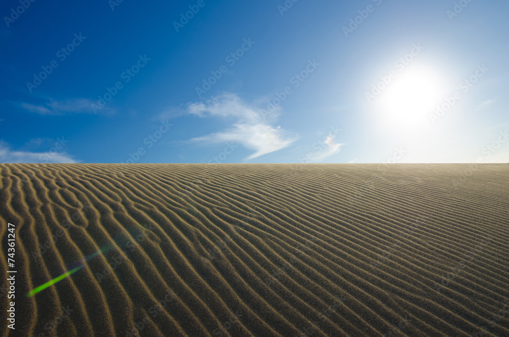 Naklejka premium sand desert and blue sky