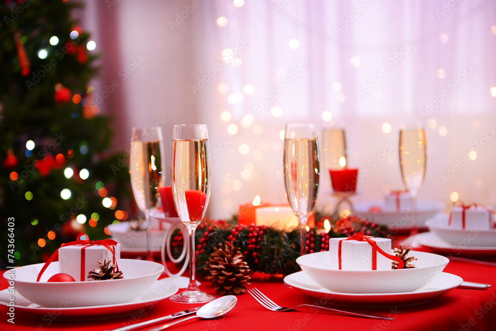 Beautiful Christmas table setting Beautiful Christmas table setting
