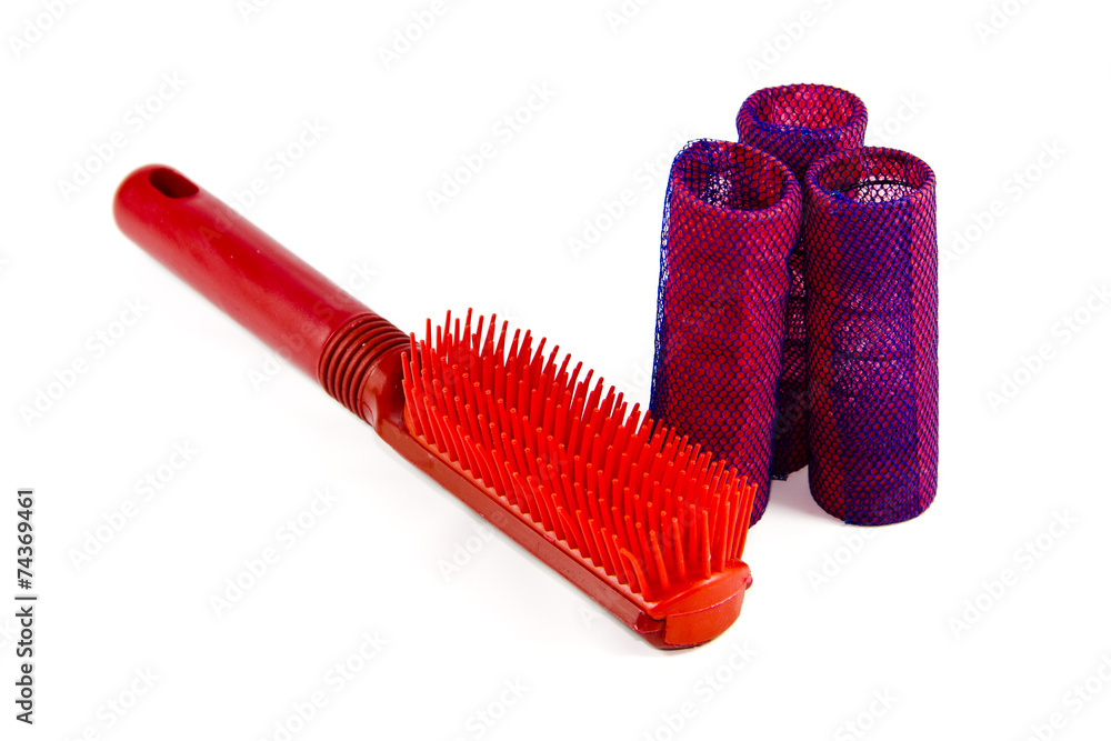 Plastik Haarbürste mit Lockenwickler Stock-Foto | Adobe Stock