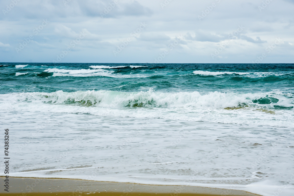 Plage mer déchainée Plage mer déchainée