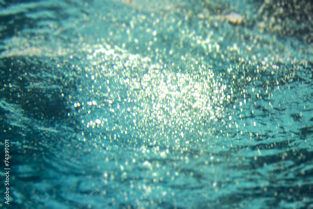 Obraz premium blurred bubbles under water for backgrounds