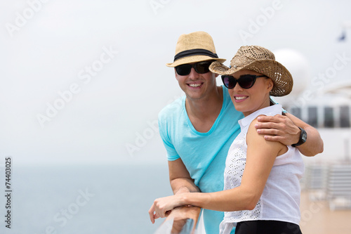 young couple on cruise holiday © michaeljung