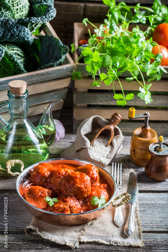 Homemade meatballs with tom...
