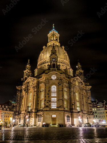 Dresdner Frauenkirche bei Nacht
