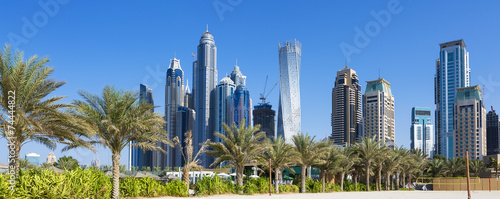 Panoramic view of skyscrapers and jumeirah beach © Frédéric Prochasson