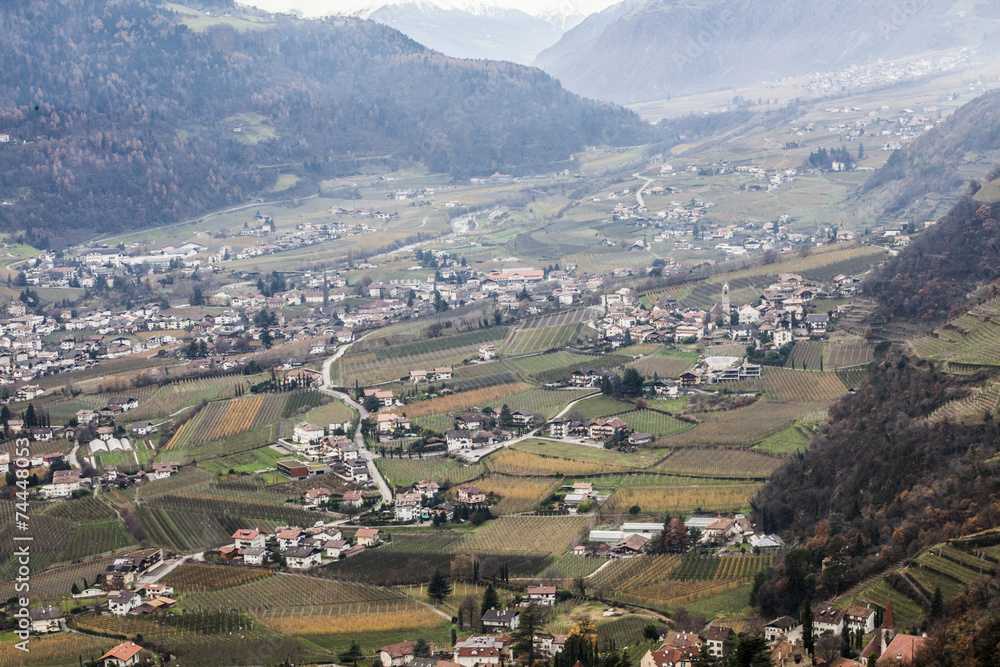 montagne con strada del brennero tirolo trento