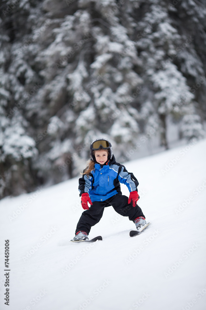 Little ski girl