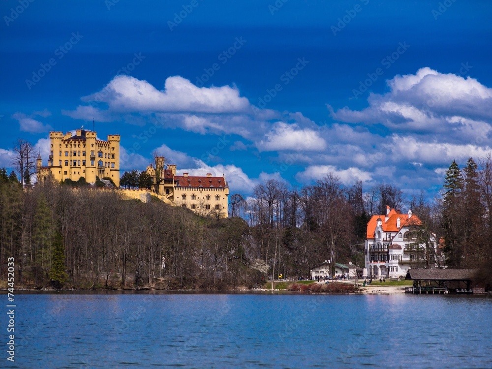 Alpsee in Bayern mit Schloss Hohenschwangau