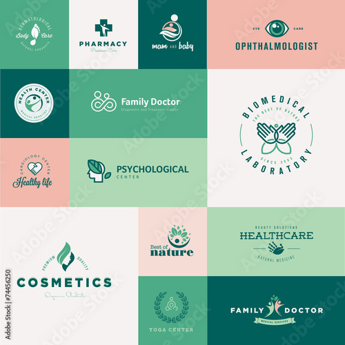 Set of modern flat design healthcare icons