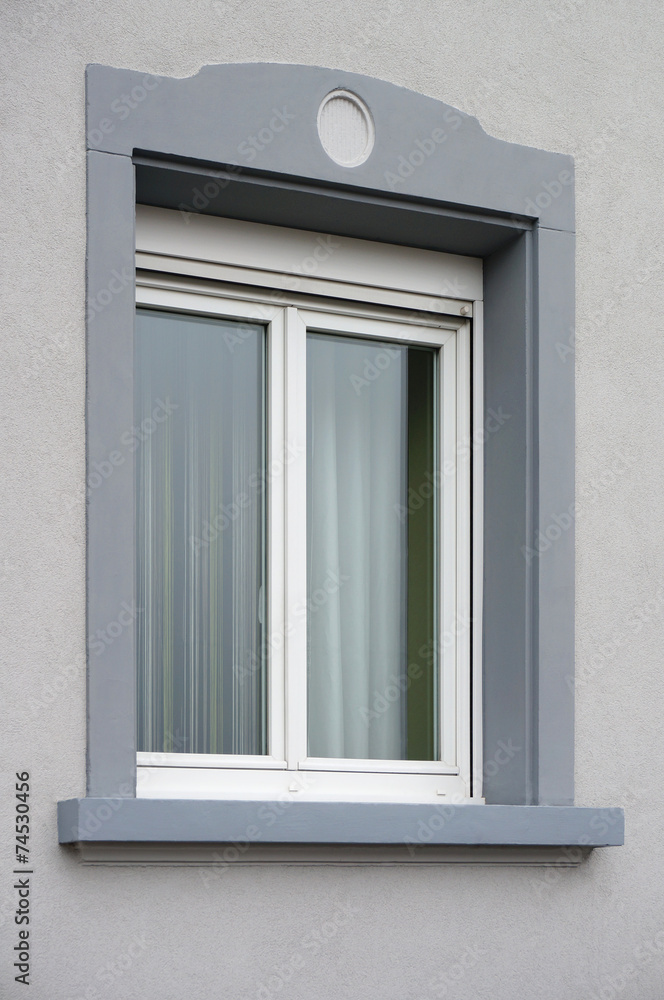 Weißes PVC Fenster in Altbau in perspektivischer Darstellung Stock Photo |  Adobe Stock