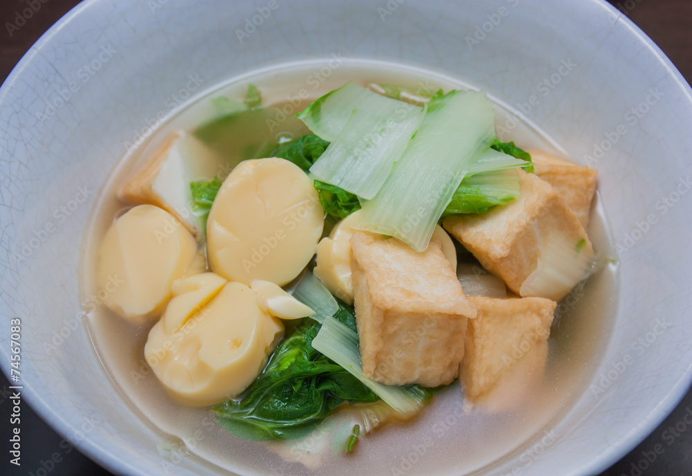 Fish tofu and egg tofu soup with vegetable.