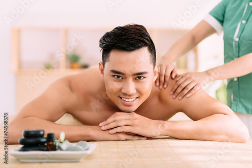 Receiving back massage