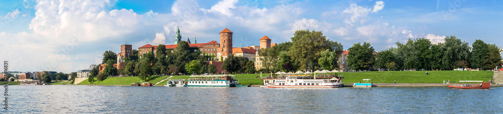 Fototapeta premium Wawel castle in Kracow