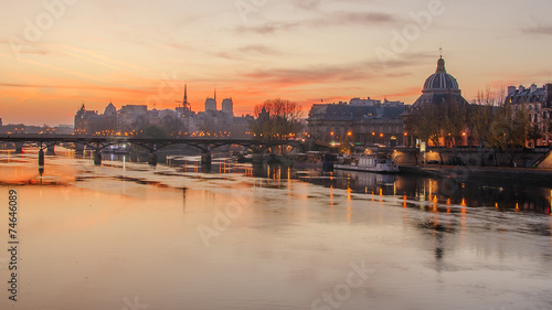 Old Town of Paris (France) in the sunrise © krivinis